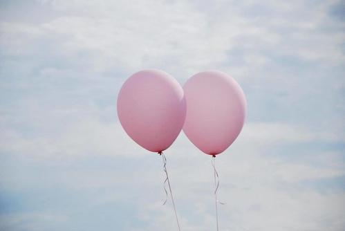 梦见一大堆粉色气球