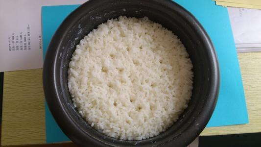 梦见一锅米饭